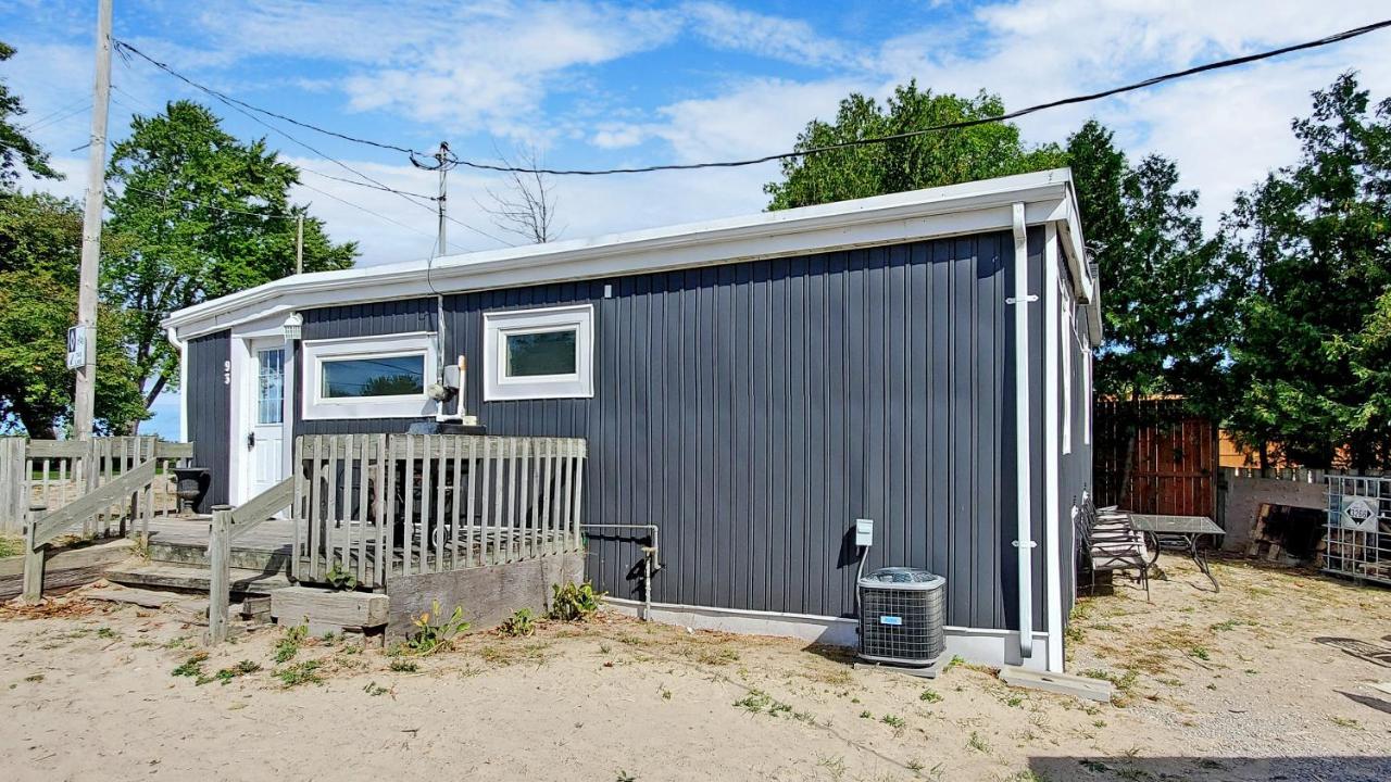 Main Beach River Retreat - Wasaga Beach 1 - Main Strip - 93 Mosley St Esterno foto