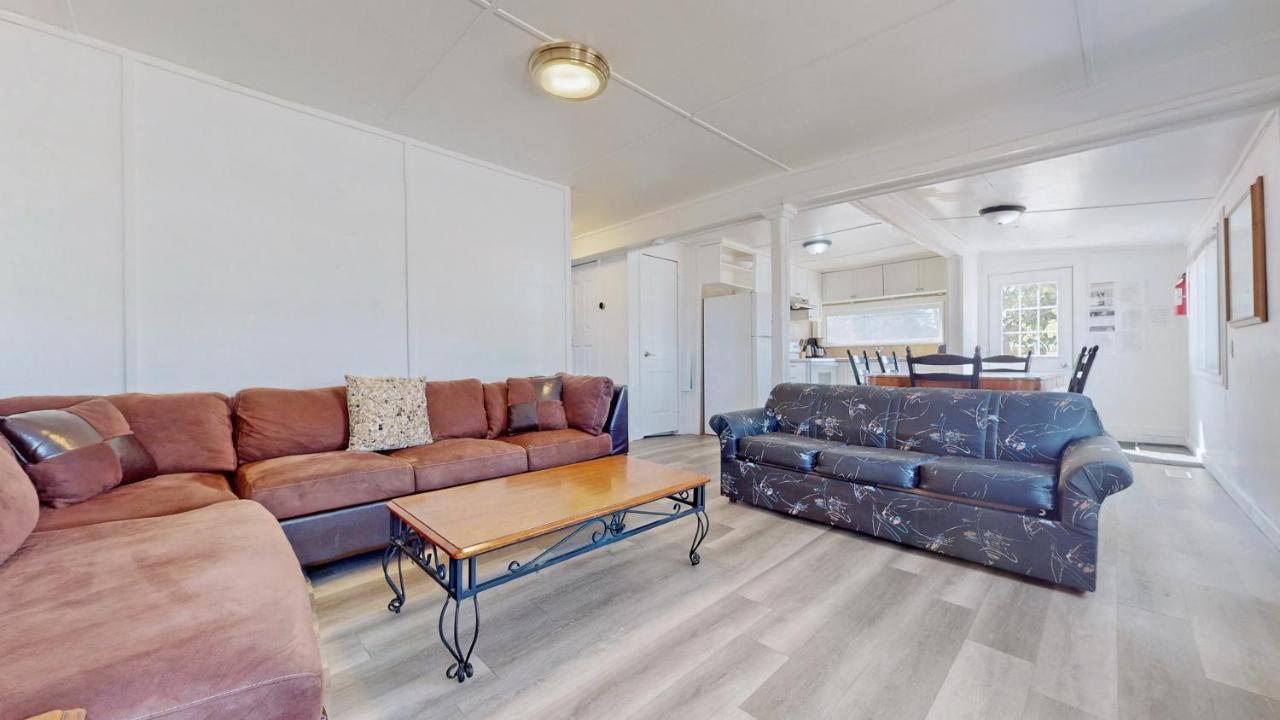 Main Beach River Retreat - Wasaga Beach 1 - Main Strip - 93 Mosley St Esterno foto